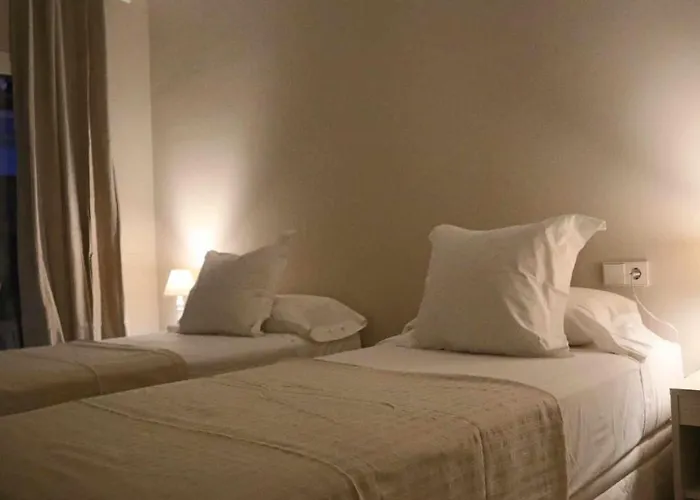 Marbella Center 3Br By Houselogy